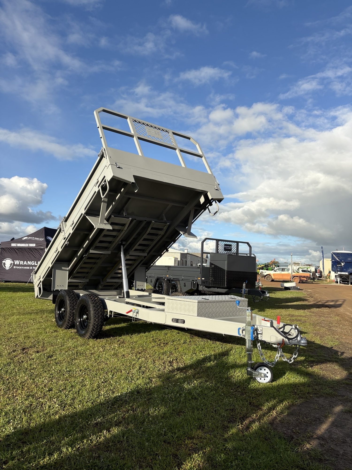 powder coated tipper trailer powder coated tipper trailer