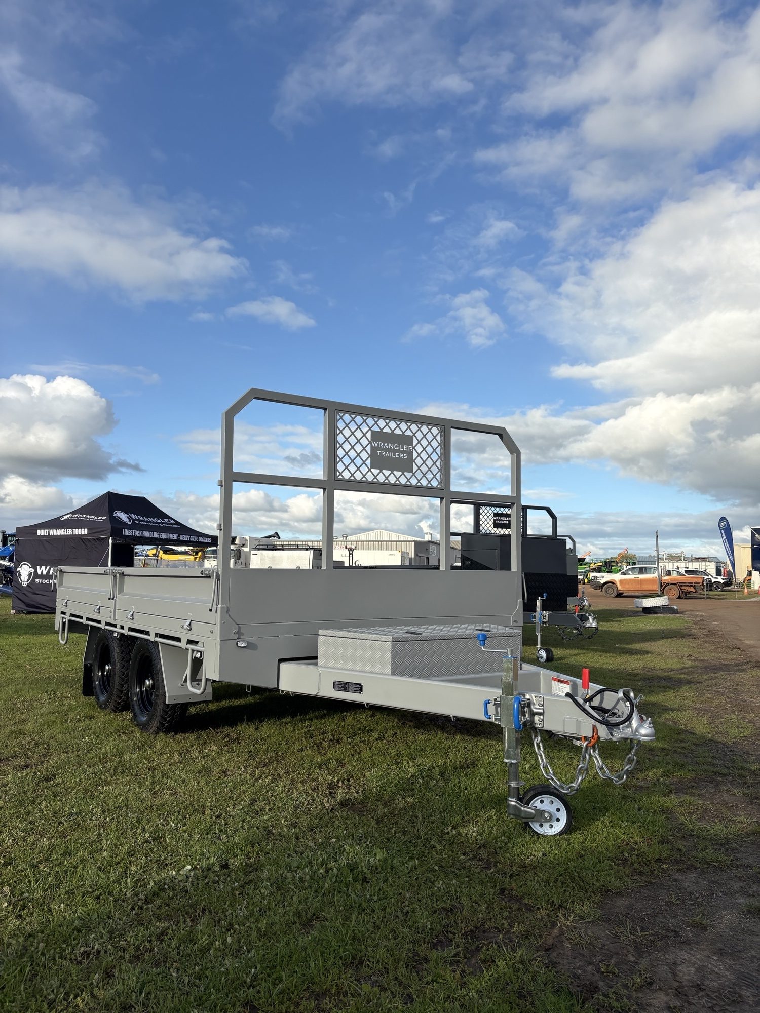 powder coated tipper trailer powder coated tipper trailer